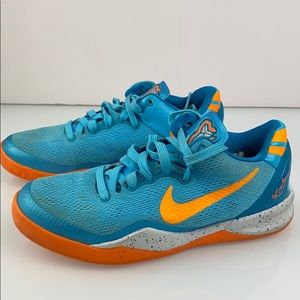 kobe bryant shoes womens